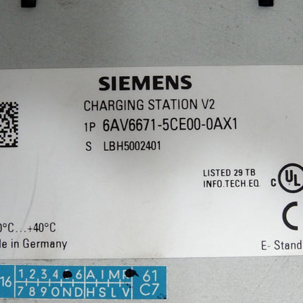 Siemens Charging Station 6AV6671-5CE00-0AX1 / Halterung gebrochen funktionsfähig
