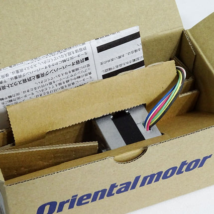 Orientalmotor PK243-01A 2-Phasen-Schrittmotor / Neu OVP - Maranos.de