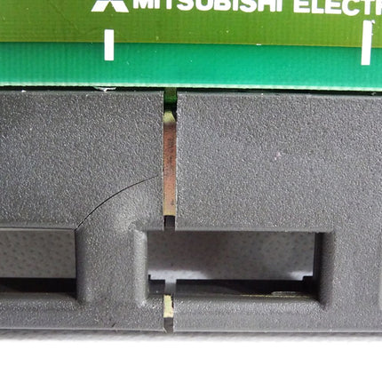 Mitsubishi Base Unit A1S38B Rack - Gehäuse leicht beschädigt - Maranos.de