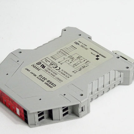 Omron Safety Relay Unit G9SB-3010 - Maranos.de