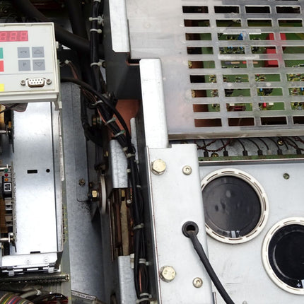 Siemens Simovert Frequenzumrichter 6SE7035-1EK60-Z G43 G91 6SE7038-6GL84-1BG2