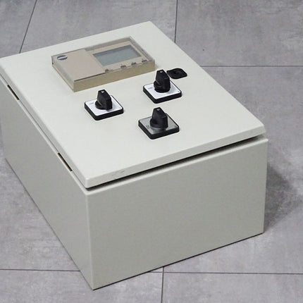 Samson Heizungsregler TROVIS 5476 RS485 mit Schaltschrank