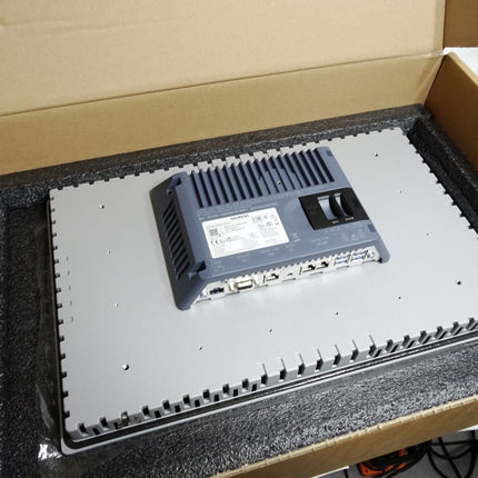 Siemens MTP1900 Unified Comfort Panel 6AV2128-3UB06-0AX1 / Neu
