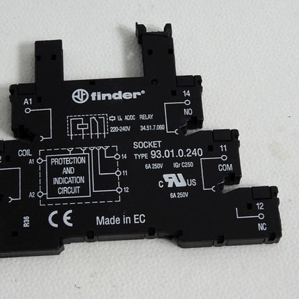 Finder Sockel 93.01.0.240 / Inhalt:10 Stück / Neu OVP