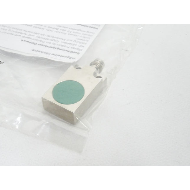 Baumer Induktiver Sensor IFFM 20P1501/S35L / Neu OVP
