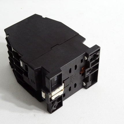 Siemens Hilfsschütz 3TH4382-0A 3TH4382-0AP0 8S+2Ö/8NO+2NC - Maranos.de