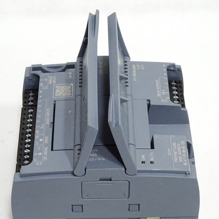 Siemens S7-1200 CPU1211C AC/DC/RLY 6ES7211-1BE40-0XB0 6ES7 211-1BE40-0XB0