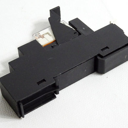 Weidmüller SRC 2CO Z 8783930000 Sockel + Relais RCL424024 / Unbenutzt