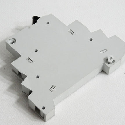 Altech H11U Hilfsschalter / Neu - Maranos.de