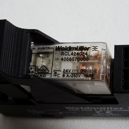 Weidmüller SRC 2CO Z 8783930000 Sockel + Relais RCL424024 / Unbenutzt
