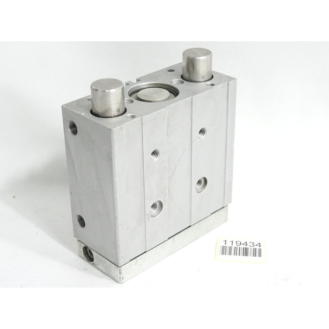Festo Führungszylinder DFM-32-50-P-A-GF 170858 / Unbenutzt mit Lagerspuren - Maranos.de