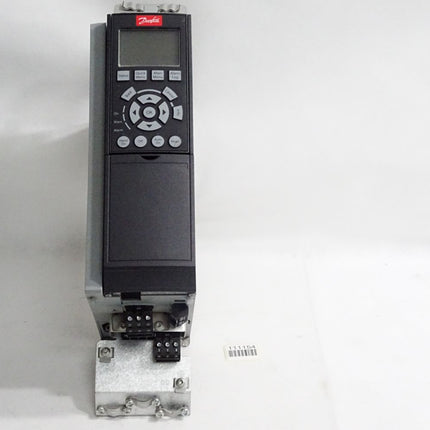Danfoss VLT Automation Drive Frequenzumrichter 131B1323 3.0kW FC-302P3K0T5E20H1 - Maranos.de