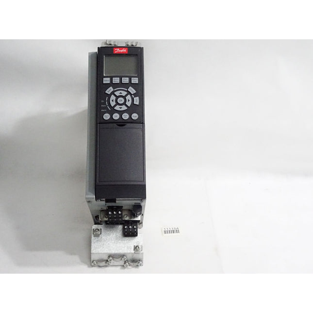 Danfoss VLT Automation Drive Frequenzumrichter 131B1323 3.0kW FC-302P3K0T5E20H1 - Maranos.de