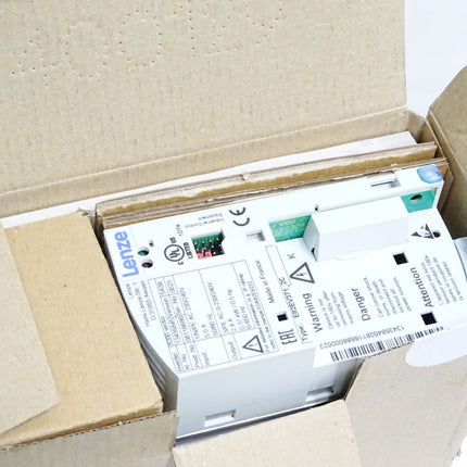 Lenze 8200 vector 13435845 E82EV371K2C Frequenzumrichter 0.37kW 5A39 / Neu OVP - Maranos.de