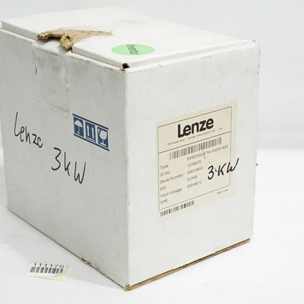 Lenze Frequenzumrichter ESMD302L4TXA 000XX1K22 13188576 3.0kW / Neu OVP - Maranos.de