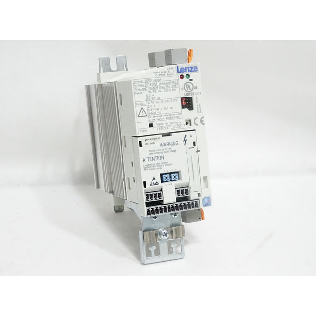 Lenze Inverter 8200 E82EV371_2C200 E82EV371A2C200 13141953 0.37kW / Neuwertig