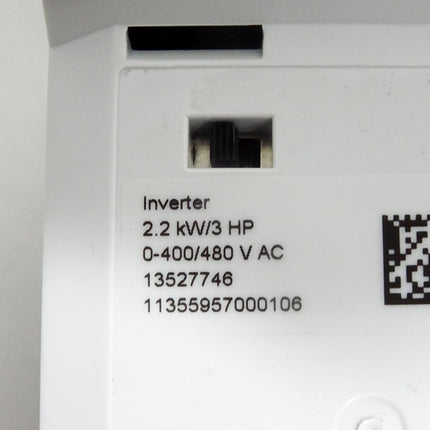 Lenze Inverter I51AE222F100100010 2.2kW 13527746 0-400/480 VAC / Neuwertig