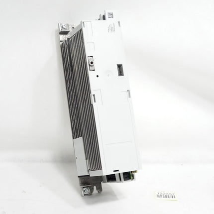 Lenze Power Unit 1.1kW I5DAE211F100100000 13527234 0-400/480VAC / Neuwertig