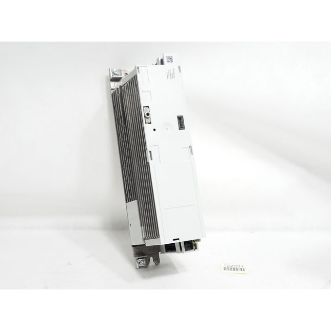 Lenze Power Unit 1.1kW I5DAE211F100100000 13527234 0-400/480VAC / Neuwertig