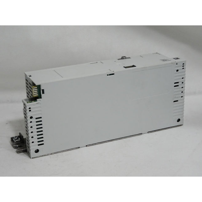 Lenze Power Unit 1.1kW I5DAE211F100100000 13527234 0-400/480VAC / Neuwertig