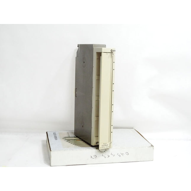 Siemens Relay Output 6ES5458-7LB11 6ES5 458-7LB11 / Neuwertig OVP