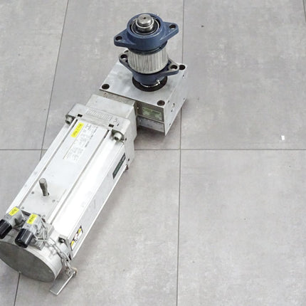 Control Techniques 142U2B 142U2B30XBBECA165240-SPU 3000rpm B Getriebe 1:6.75 - Maranos.de