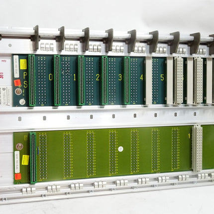 Siemens Subrack ER2 6ES5701-2LA12 6ES5 701-2LA12 7-slot / Unbenutzt