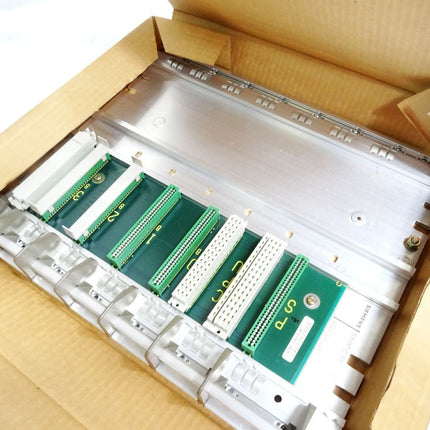 Siemens Subrack CR0 6ES5700-0LA11 6ES5 700-0LA11 4-slot / Neu OVP