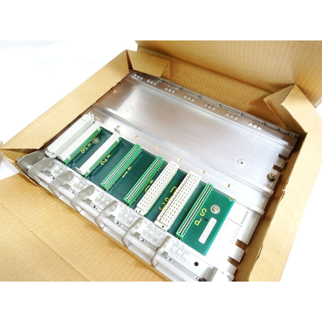 Siemens Subrack CR0 6ES5700-0LA11 6ES5 700-0LA11 4-slot / Neu OVP