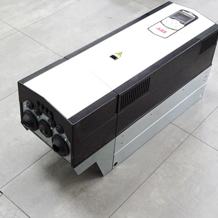ABB Drive ACS880-01-96A-5 ACS880-01-96A-5+D150+E200+K470 55kW - Maranos.de