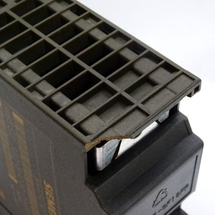 Siemens S7-300 SM332 6ES7332-5HD00-0AB0 6ES7 332-5HD00-0AB0