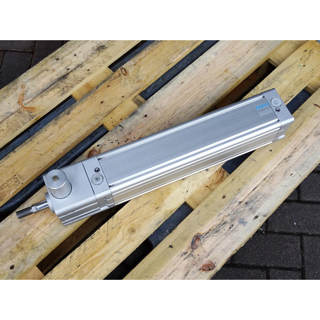 Festo Normzylinder DNC-100-400-PPV-KP 163462 / Unbenutzt mit Lagerspuren