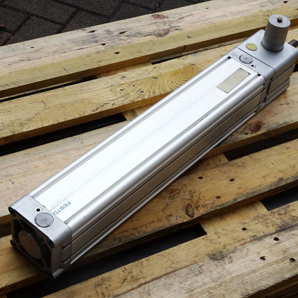 Festo Normzylinder DNC-100-500-PPV-KP 163462 / Unbenutzt mit Lagerspuren - Maranos.de