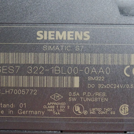 Siemens S7-300 SM322 6ES7322-1BL00-0AA0 6ES7 322-1BL00-0AA0