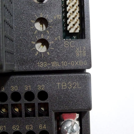Siemens ET200L-SC 6ES7133-1BL10-0XB0 + Terminal block 6ES7193-1CL00-0XA0