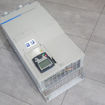 Telemecanique Schneider Atlitivar 61 45kW ATV61HD45N4 + VW3A1101 - Maranos.de