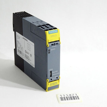 Siemens Sirius Sicherheitsschaltgerät 3SK1211-2BB40 / Unbenutzt - Maranos.de