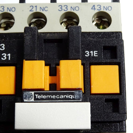 Telemecanique Schütz LA1 DN 40 + CA3 DN 31 - Maranos.de