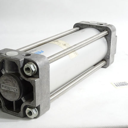 Festo Normzylinder DNG-80-200-PPV-A 36376 / Unbenutzt mit Lagerspuren