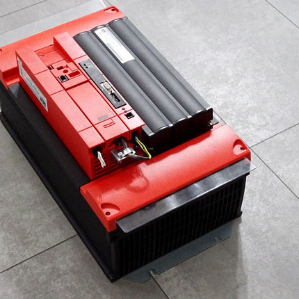 SEW Umrichter MC07B0450-503-4-00 08285322 MDX60A0450-503-4-00 DFP21B/ Neuwertig - Maranos.de