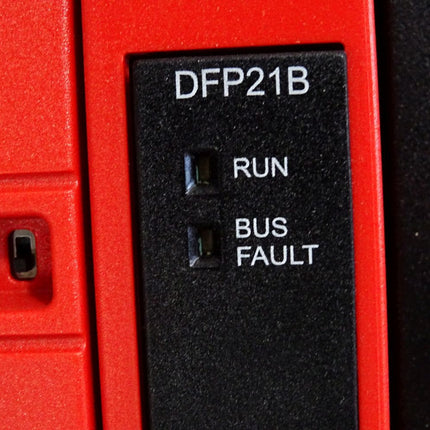 SEW Umrichter MC07B0450-503-4-00 08285322 MDX60A0450-503-4-00 DFP21B/ Neuwertig - Maranos.de