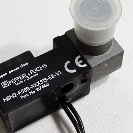 Pepperl+Fuchs Induktiver Sensor Abfrageset NBN2-F583-XXXS13-E8-V1 187866 - Maranos.de