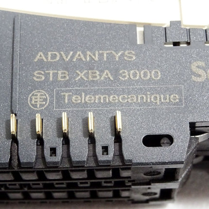 Schneider Electric STBDDO3705 24VDC OUT 16pt source + STBXBA3000 - Maranos.de