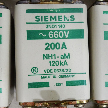 Siemens Sicherungen 3ND1140 200A NH1-aM 120kA 660VAC / Inhalt:3 Stück / Neu OVP