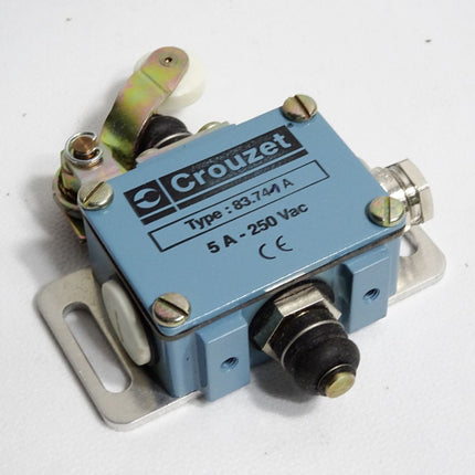Crouzet 83.741.0M27 5A 250VAC / Neu OVP - Maranos.de