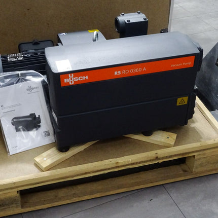 Busch Drehschieber-Vakuumpumpe R5 RD 0360 A 5H3 RD0360A5H3 0,5mbar 1800 1/min