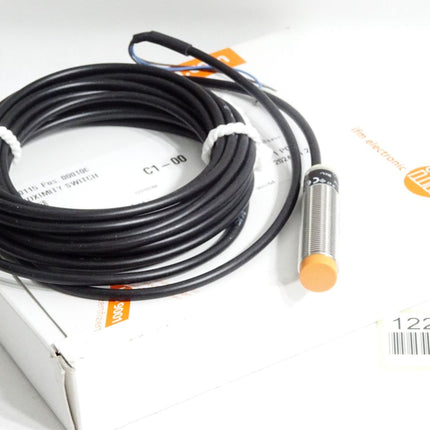 Ifm electronic Induktiver Sensor IF5706 IFK3004-BPOG/4M / Neu OVP