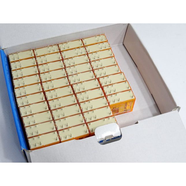 Finder 8A 250V 24VAC 40.52.8.024.0001 Relais / Inhalt:38 Stück / Neu OVP - Maranos.de