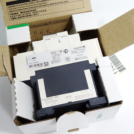 Schneider Electric TeSys 082066 CAD323BL  Hilfsschütz / Neu OVP - Maranos.de