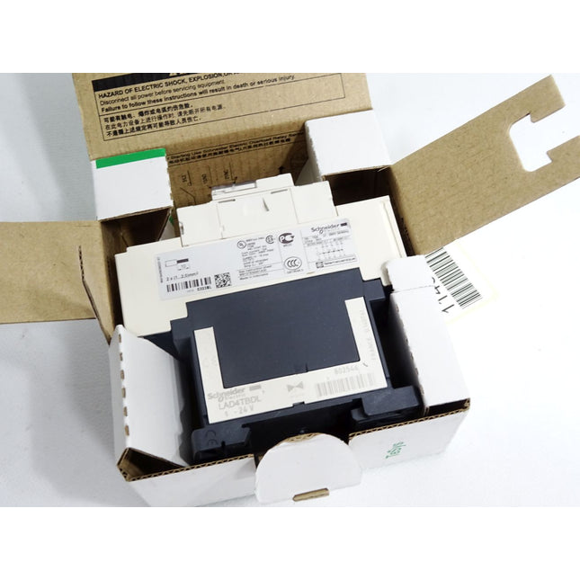 Schneider Electric TeSys 082066 CAD323BL  Hilfsschütz / Neu OVP - Maranos.de